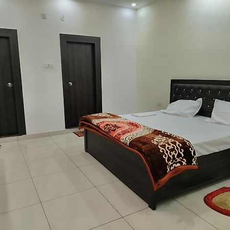 Hotel Dev International Khalilabad Dış mekan fotoğraf