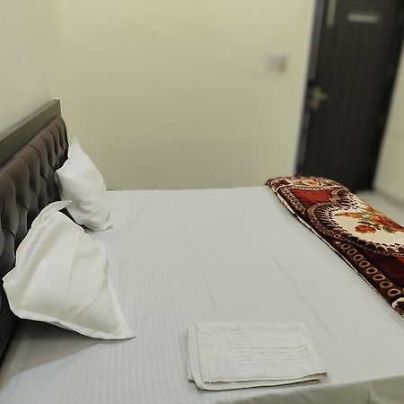 Hotel Dev International Khalilabad Dış mekan fotoğraf