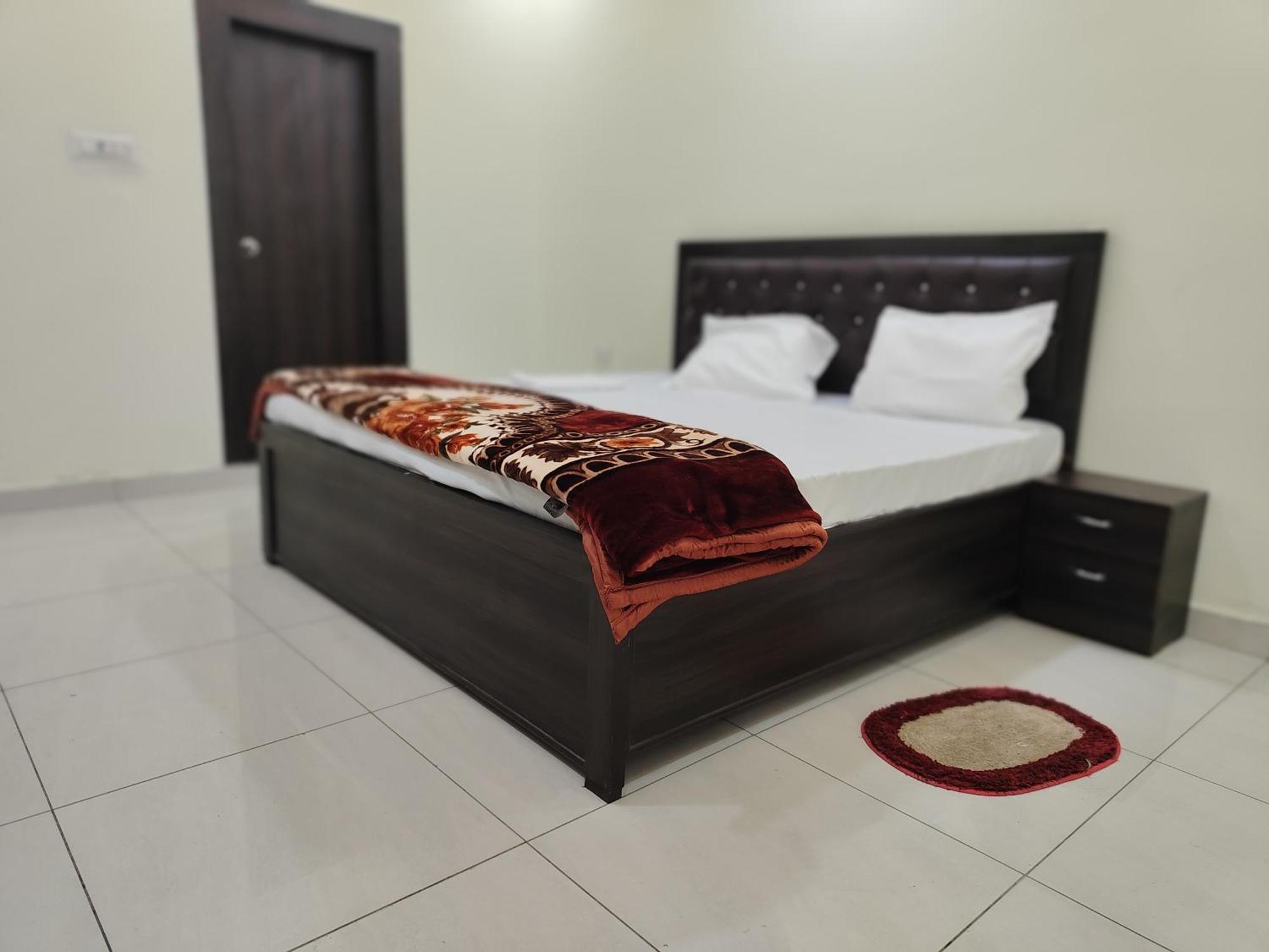 Hotel Dev International Khalilabad Dış mekan fotoğraf